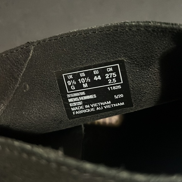 Casual Clark’s shoes.  Used but still has plenty of life left in them.. main image 4
